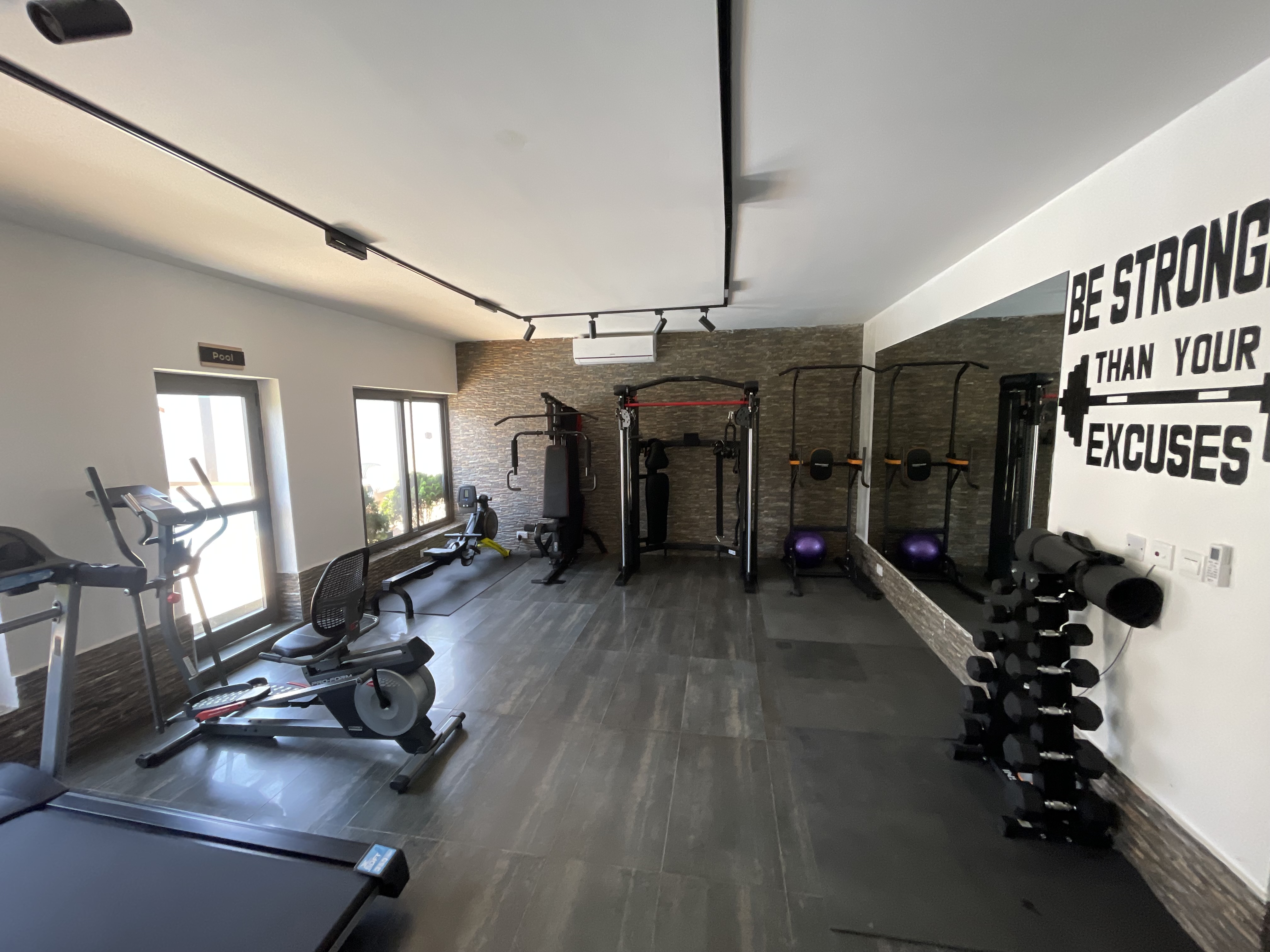 Serenity Suites -Fully Furnished apartments- (DILA) At Dzorwulu