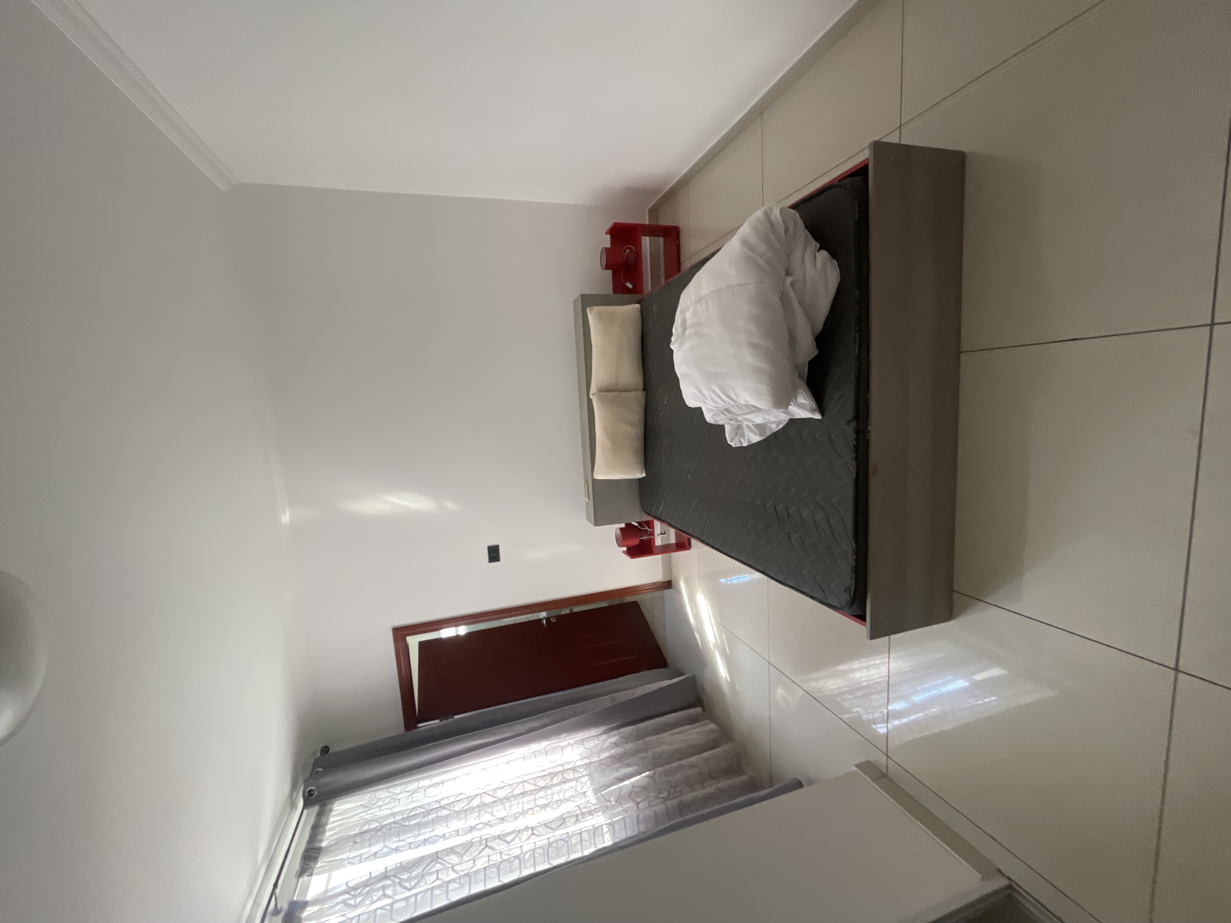 LUNA CREST RESIDENCES   3-Bedroom Apartment