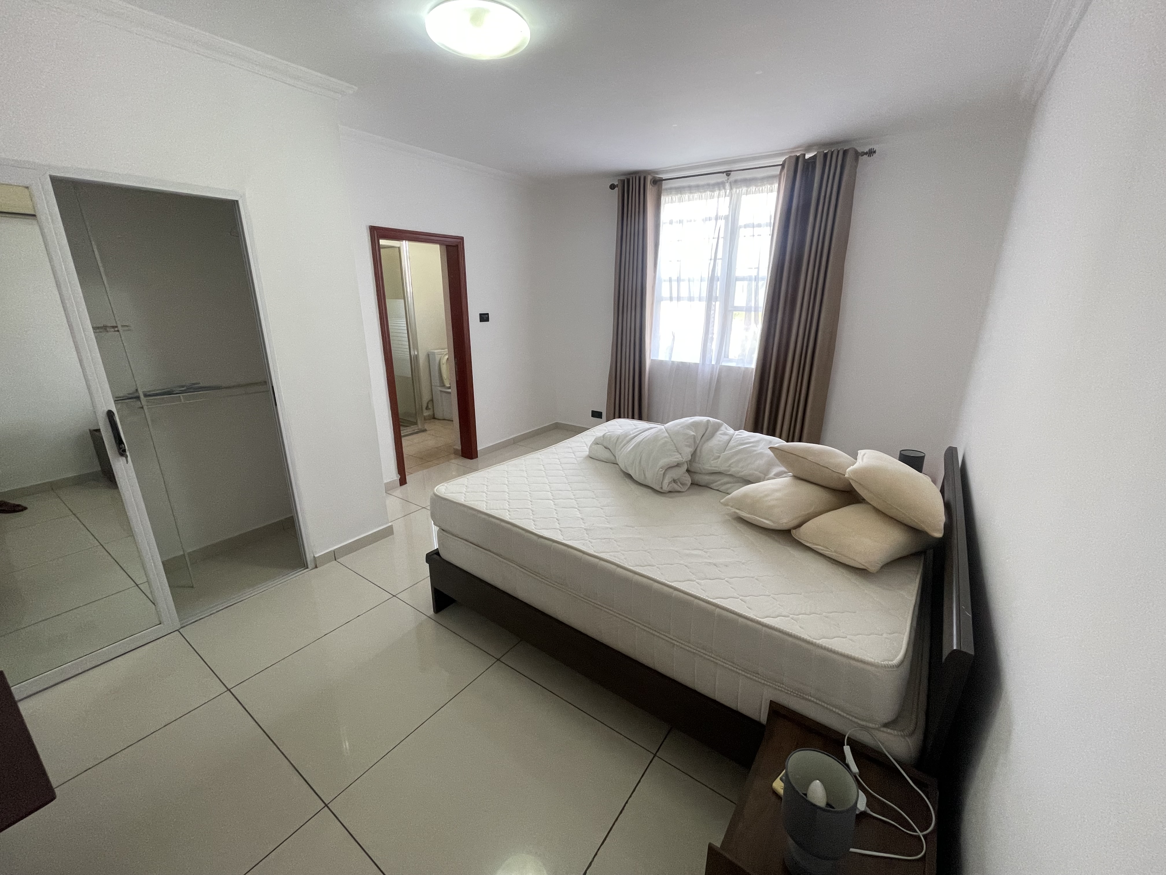 LUNA CREST RESIDENCES   3-Bedroom Apartment