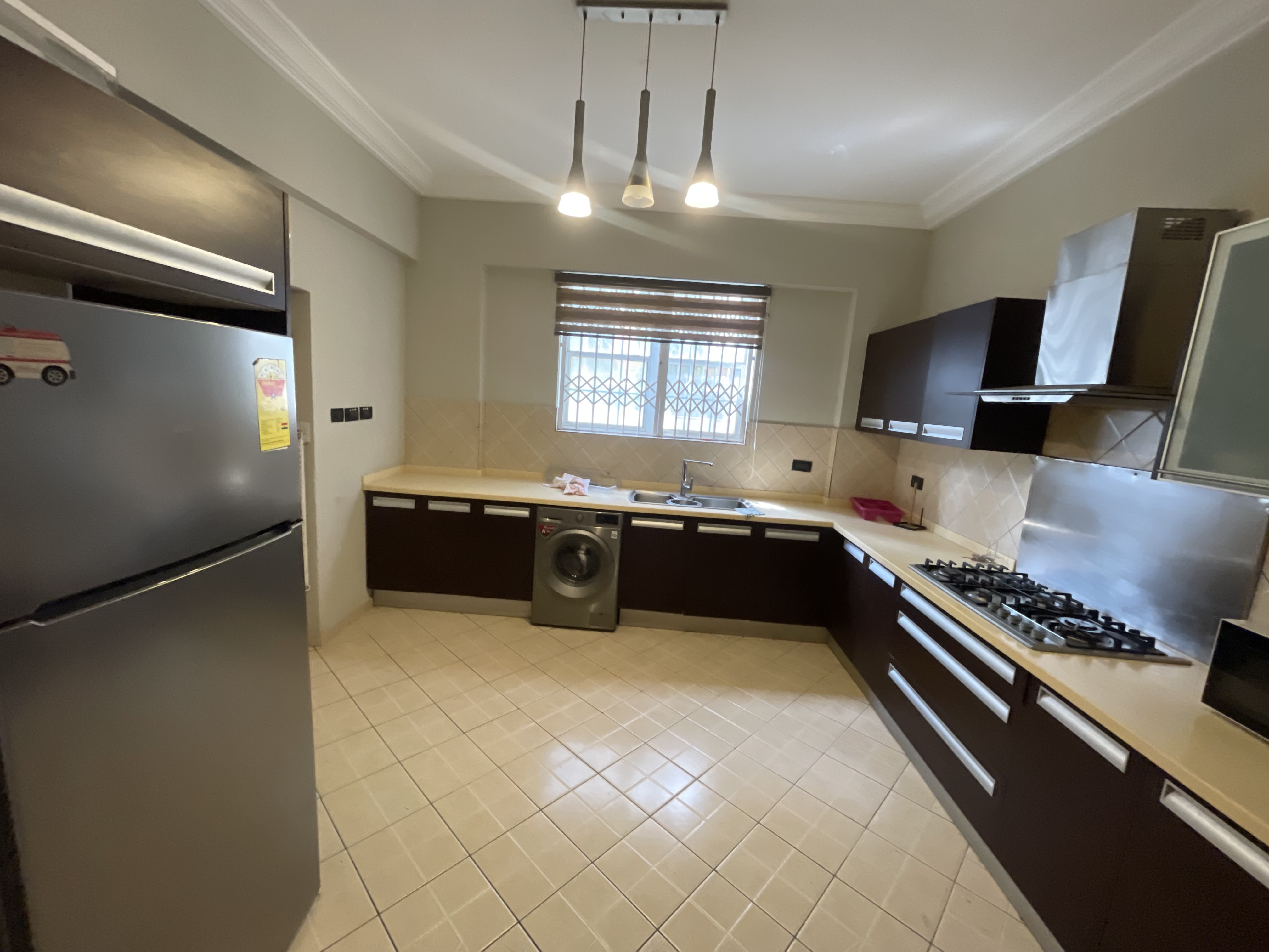 LUNA CREST RESIDENCES   3-Bedroom Apartment