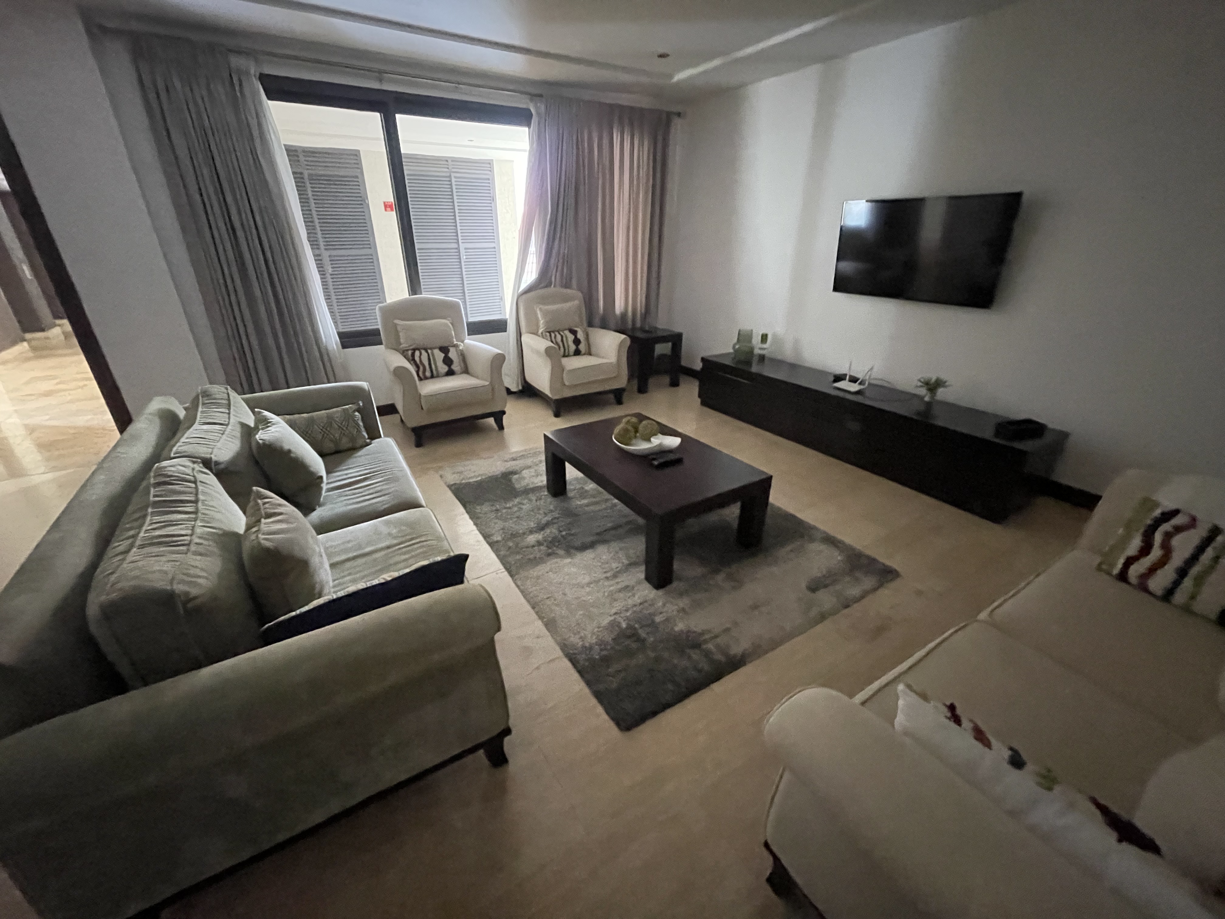 PREMIERE LUXURY 2-bedroom APARTMENT
