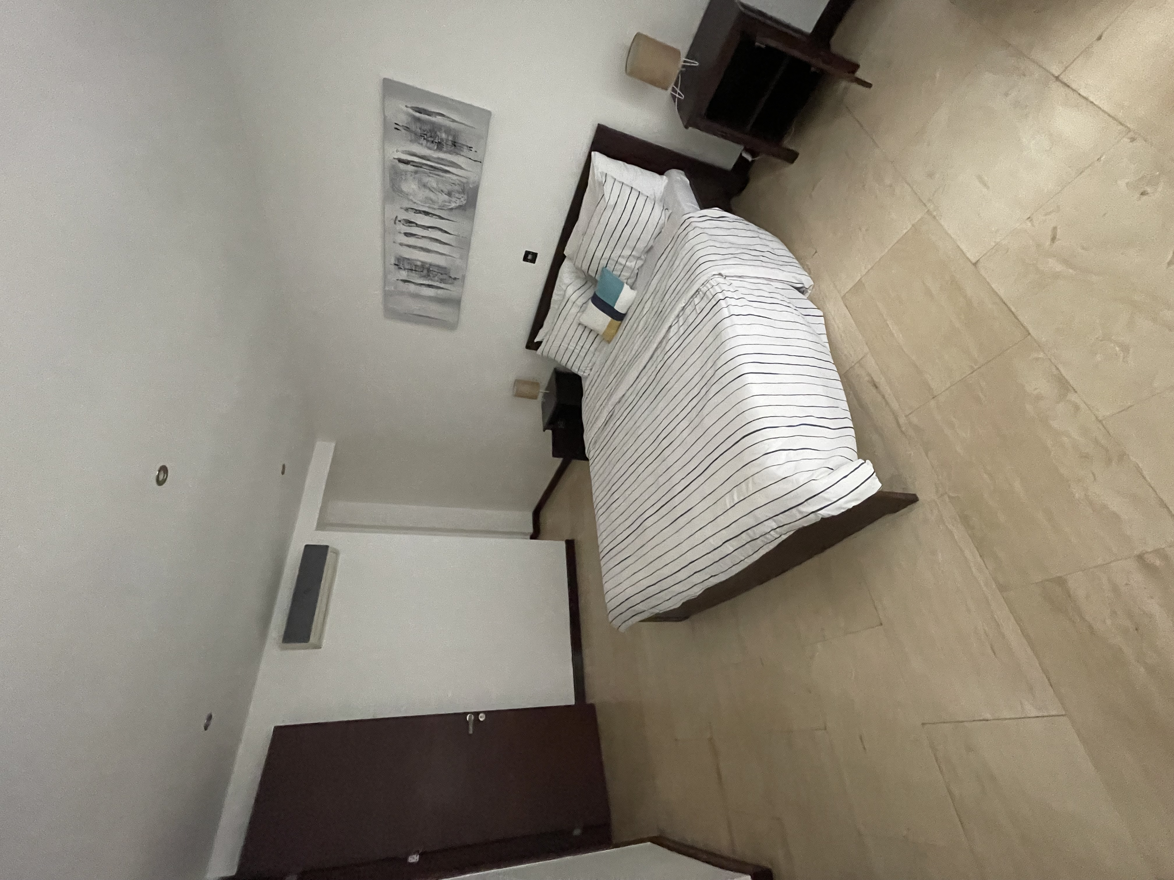 PREMIERE LUXURY 2-bedroom APARTMENT