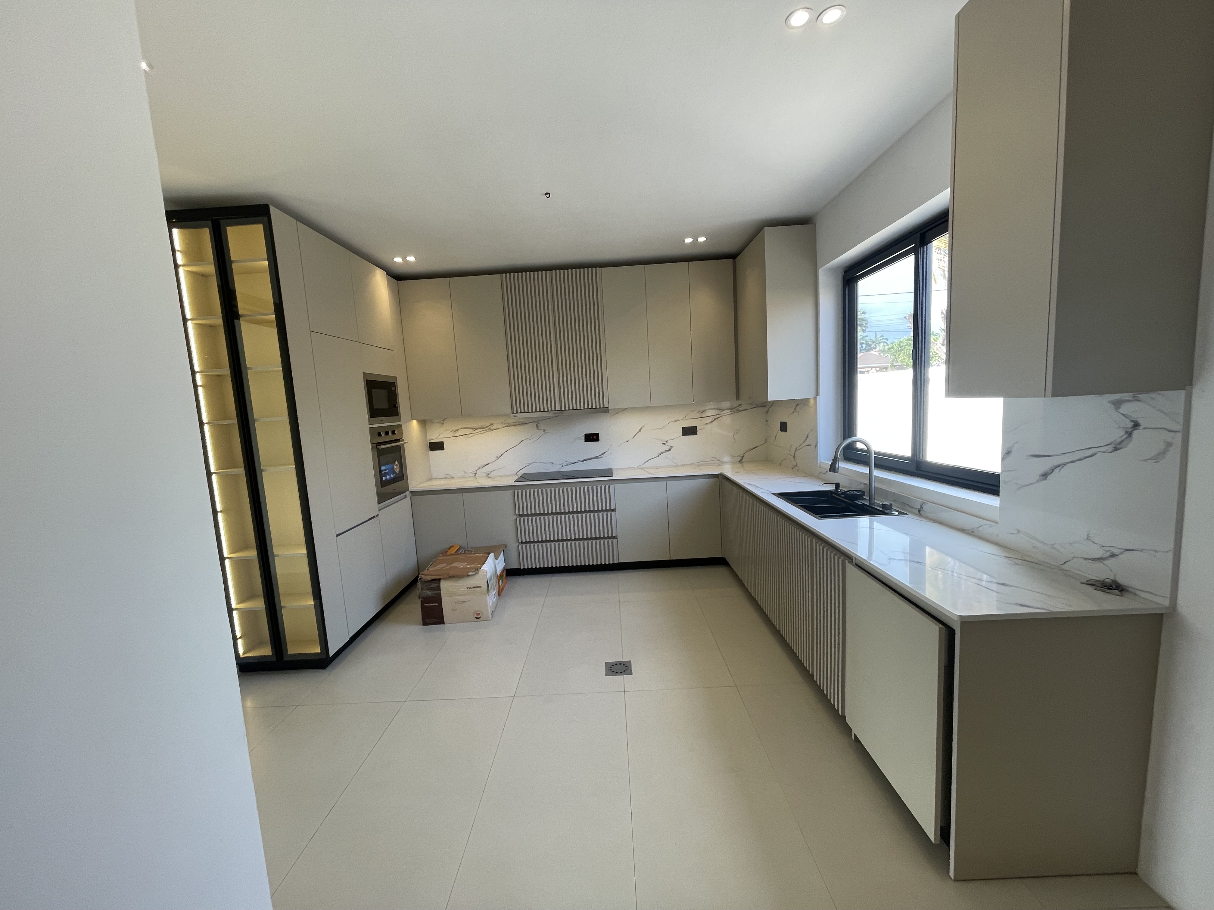 PREMIUM FITTED FOUR BEDROOM WITH BQ AT DZORWULU FOR SALE.