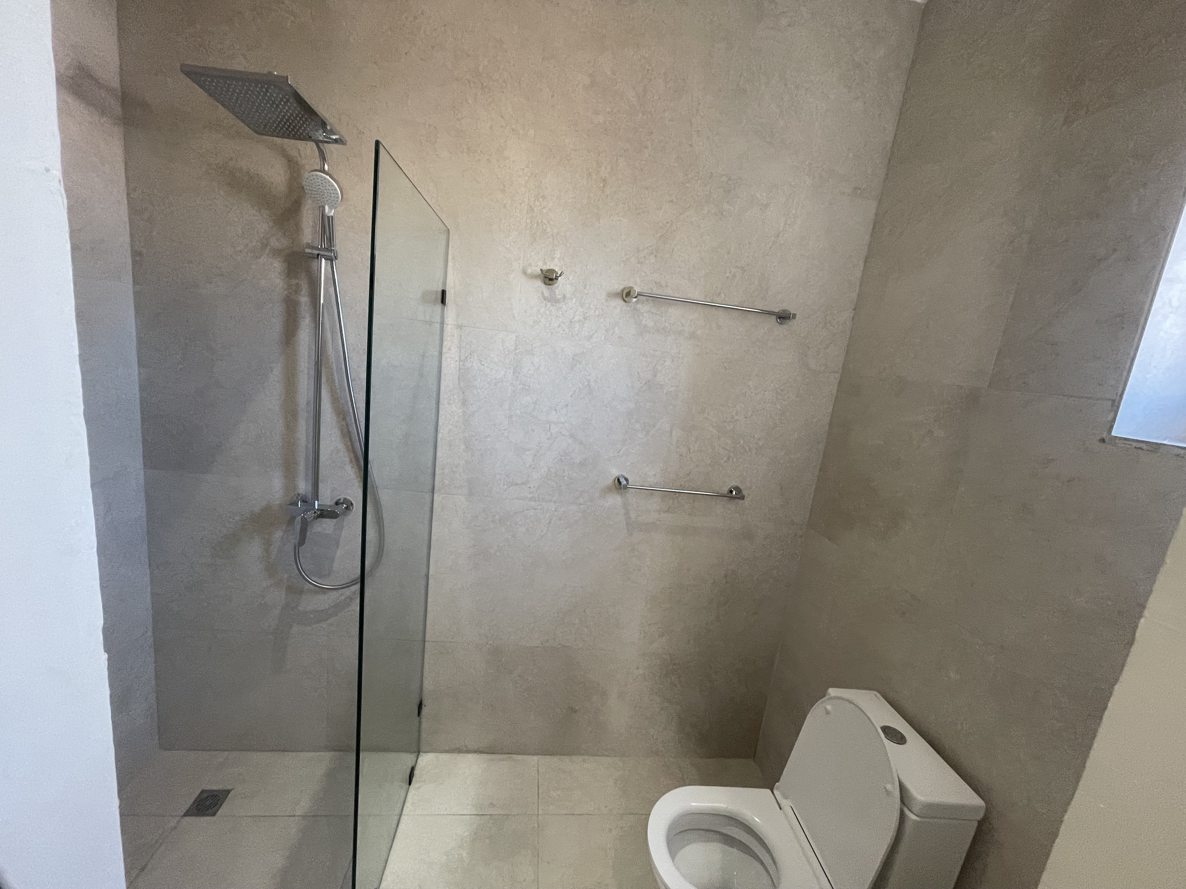 PREMIUM FITTED FOUR BEDROOM WITH BQ AT DZORWULU FOR SALE.