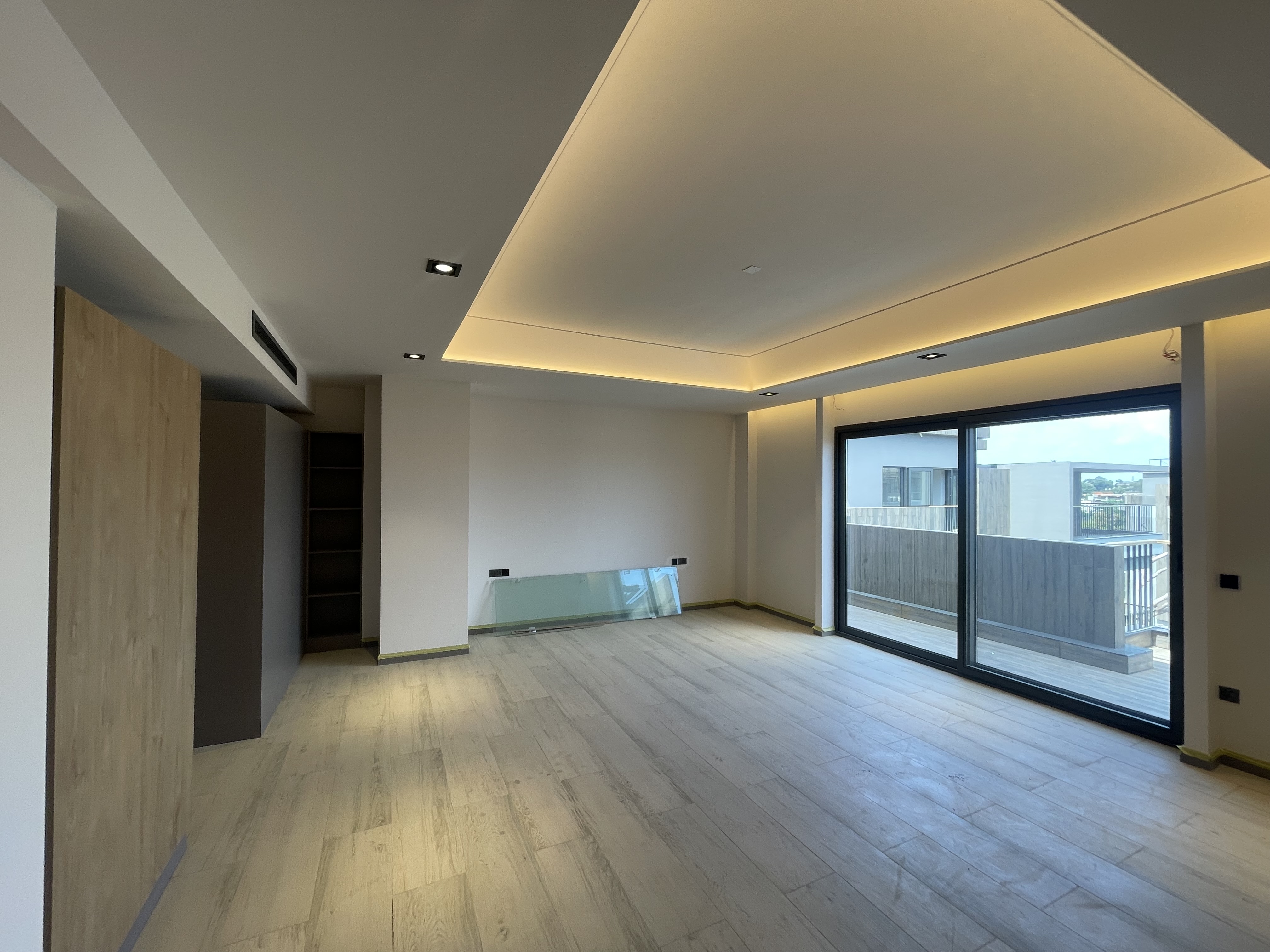 PENTHOUSE AT DIAMOND INN