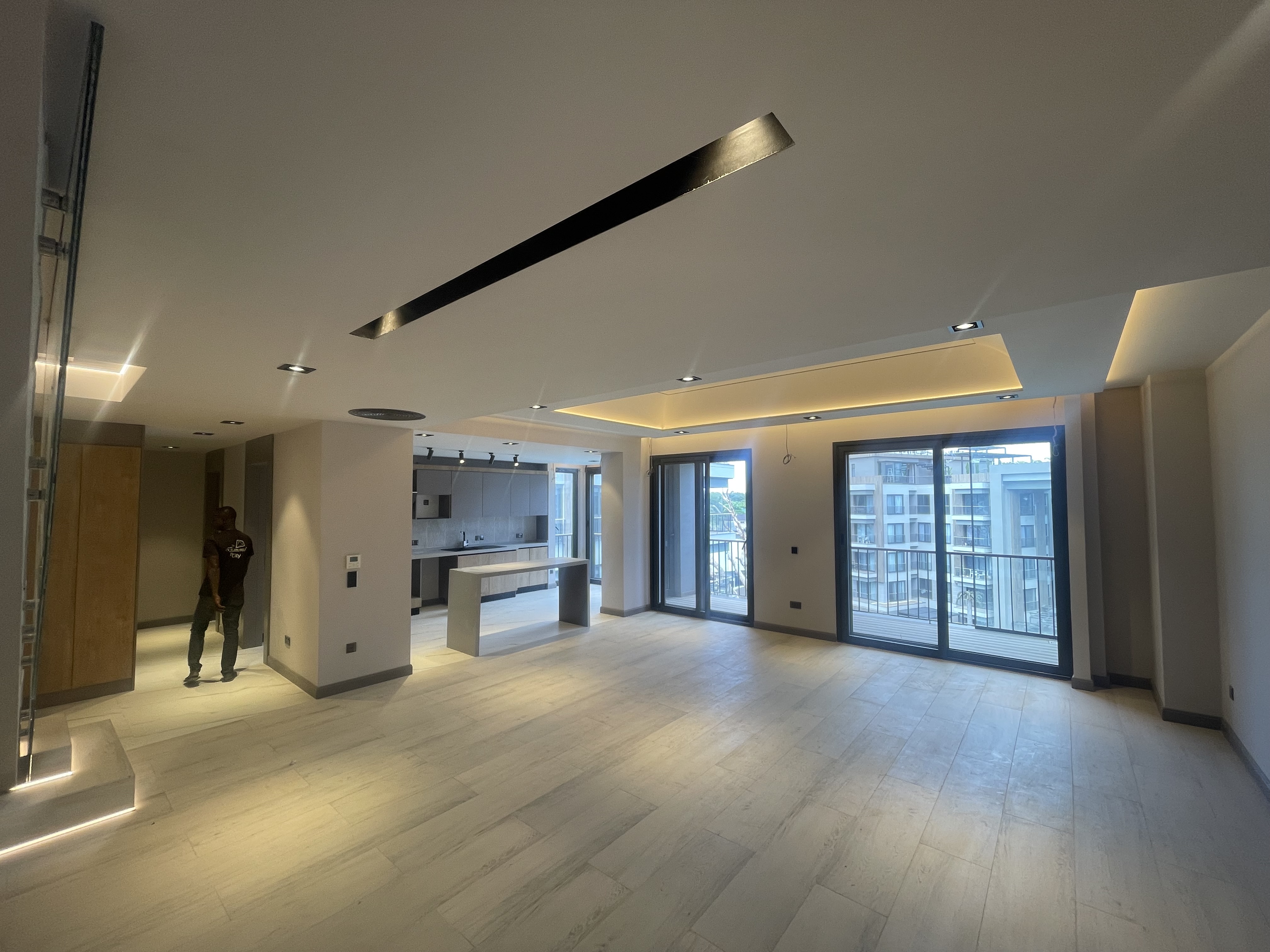 PENTHOUSE AT DIAMOND INN