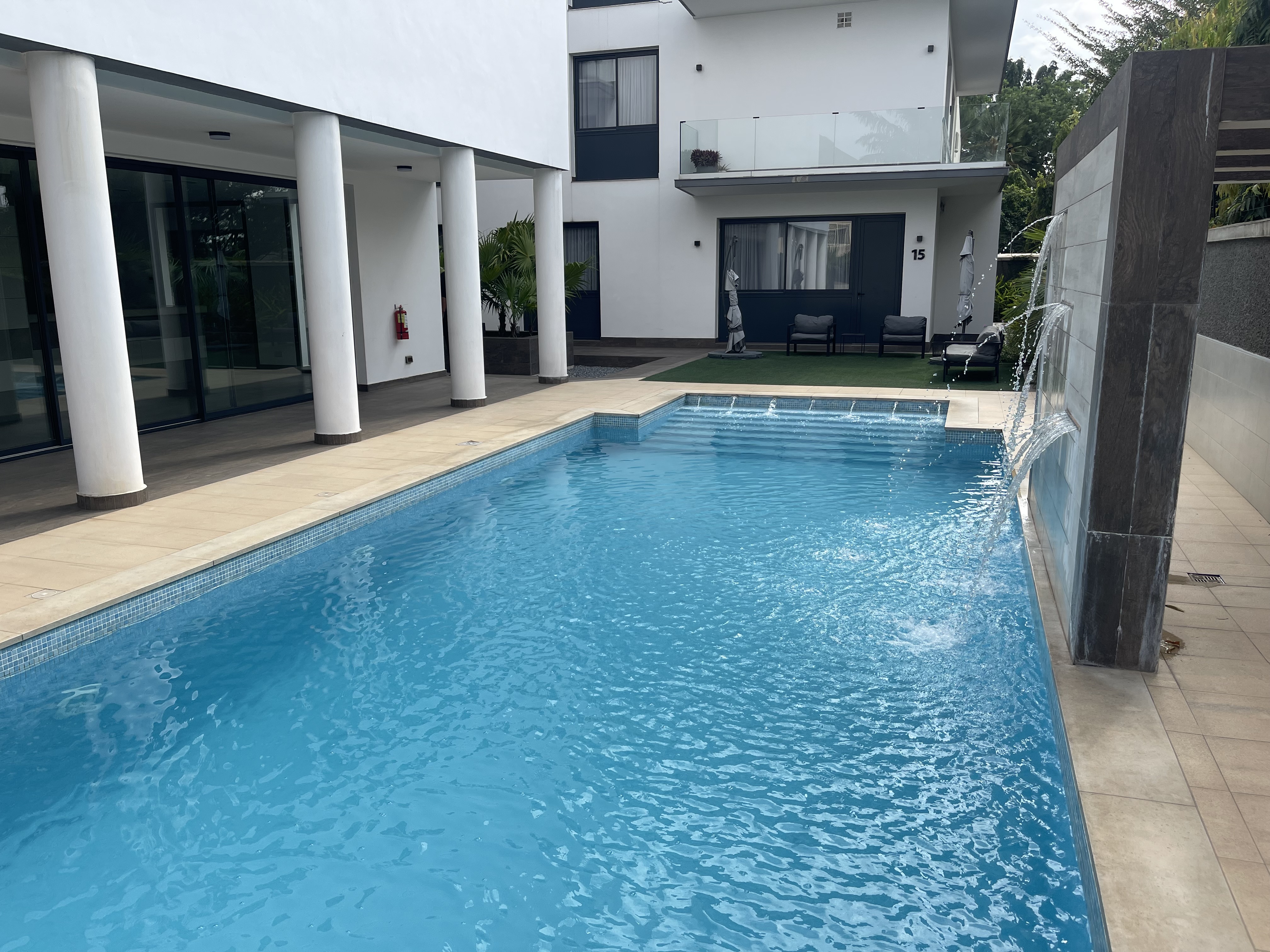 GREYSTONE APARTMENT ( 2 bedrooms)