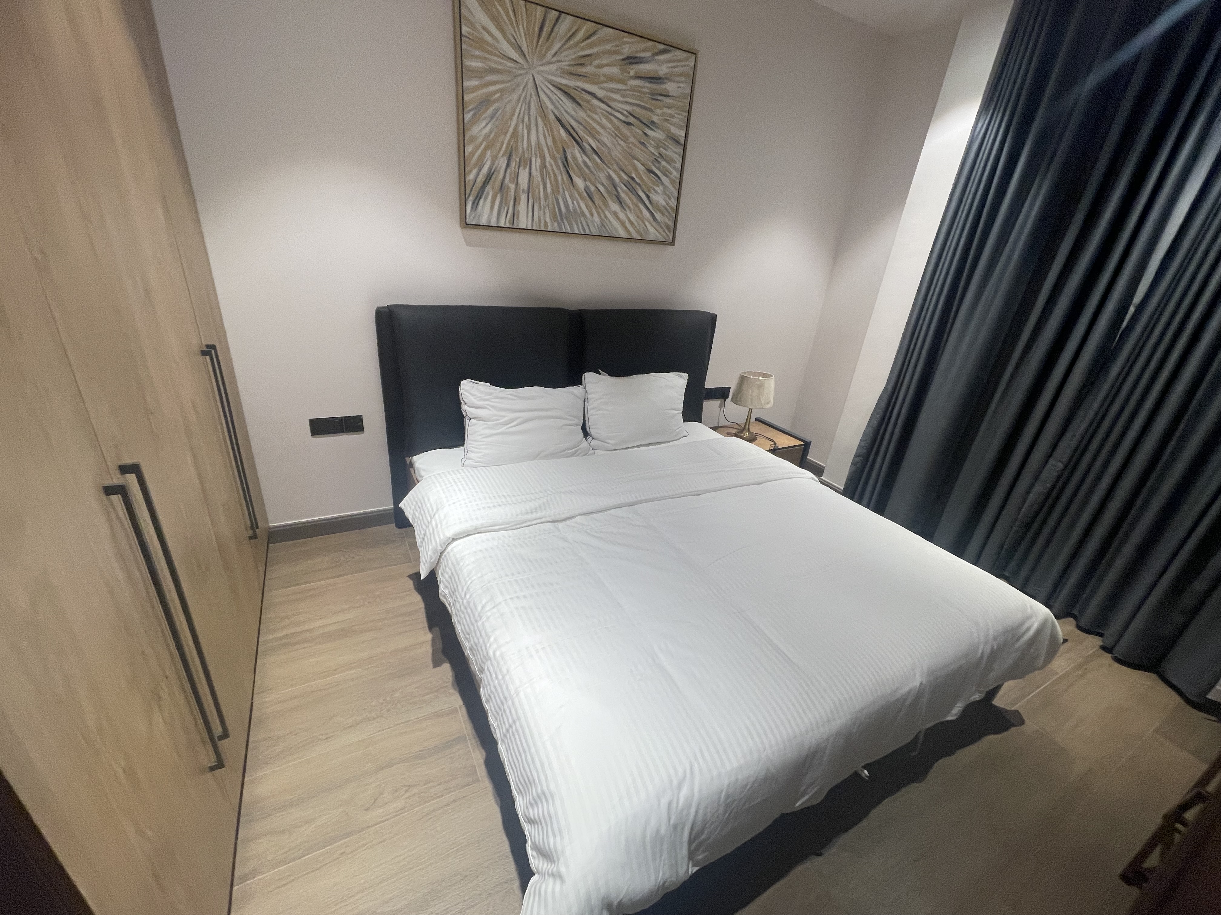 TWO BEDROOM APARTMENTS AT DIAMOND IN.M