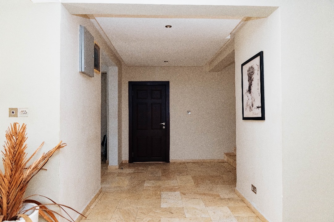 BENTLEY LUXURY TOWN HOUSE (four bedroom s)