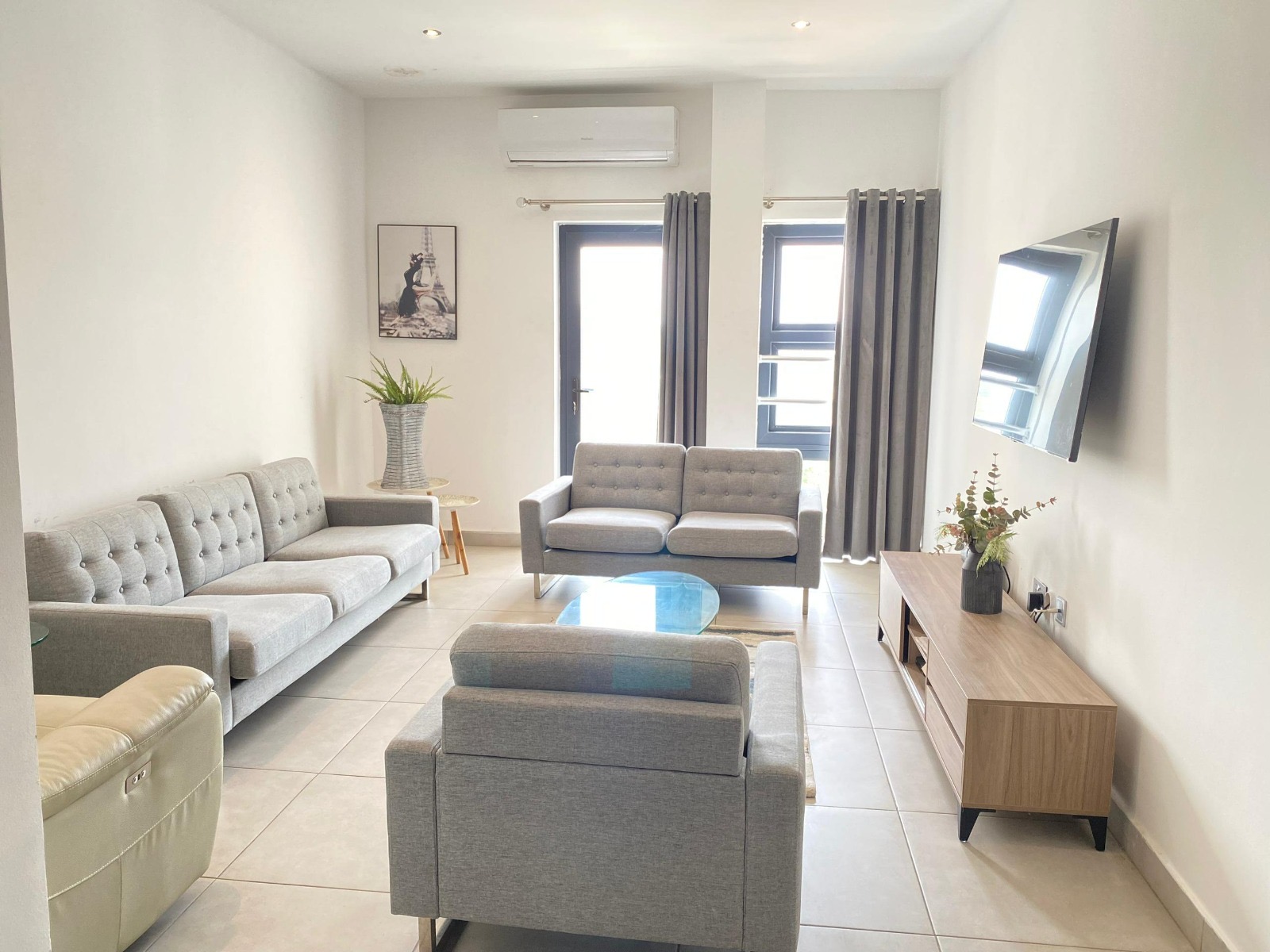 PINE COURT TWO BEDROOM APARTMENT