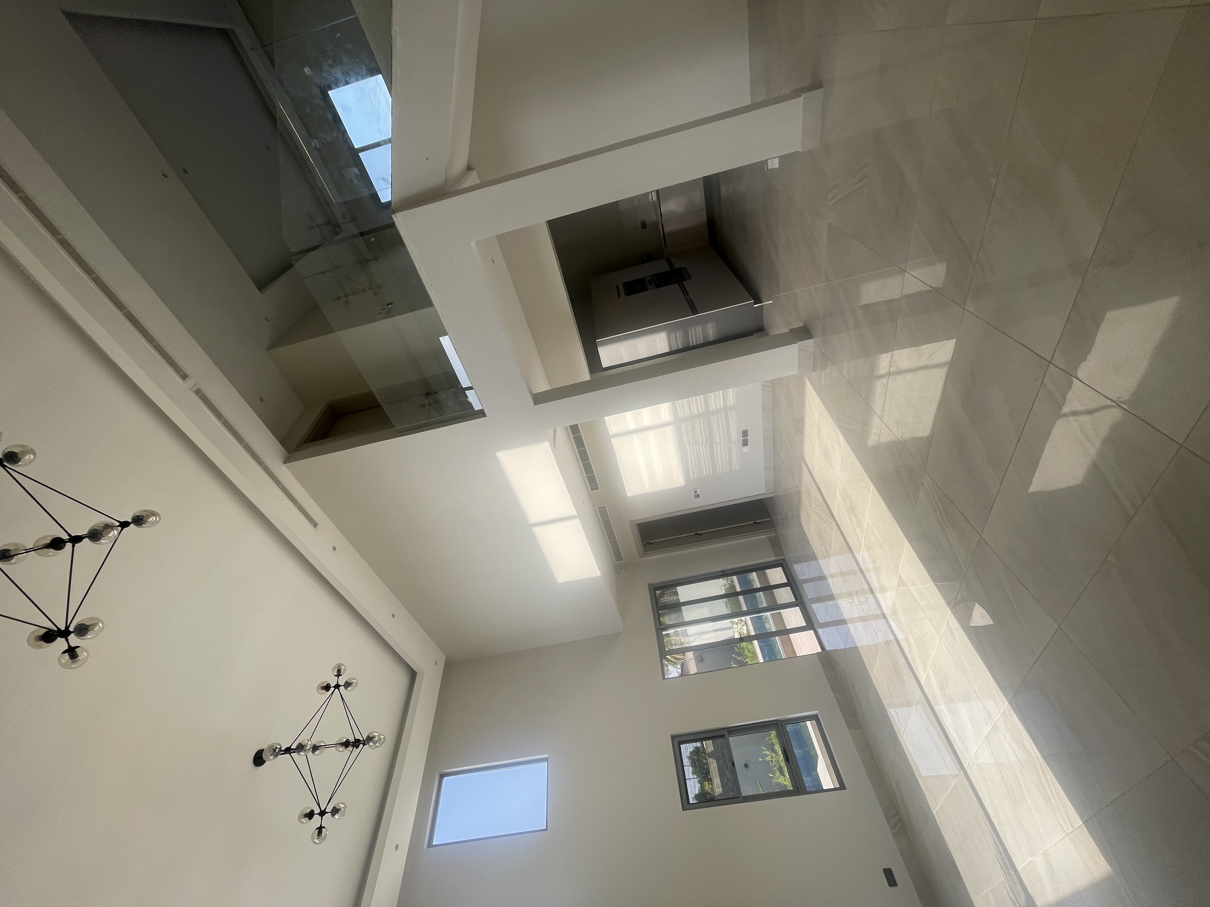 LUXURIOUS FOUR BEDROOMS HOUSES