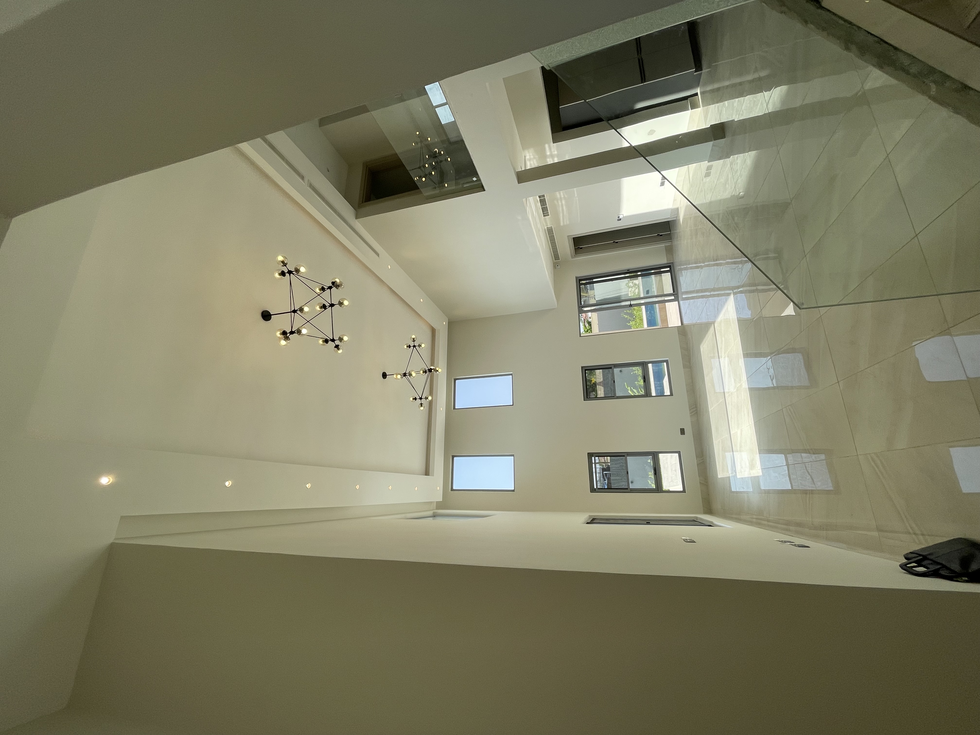 LUXURIOUS FOUR BEDROOMS HOUSES