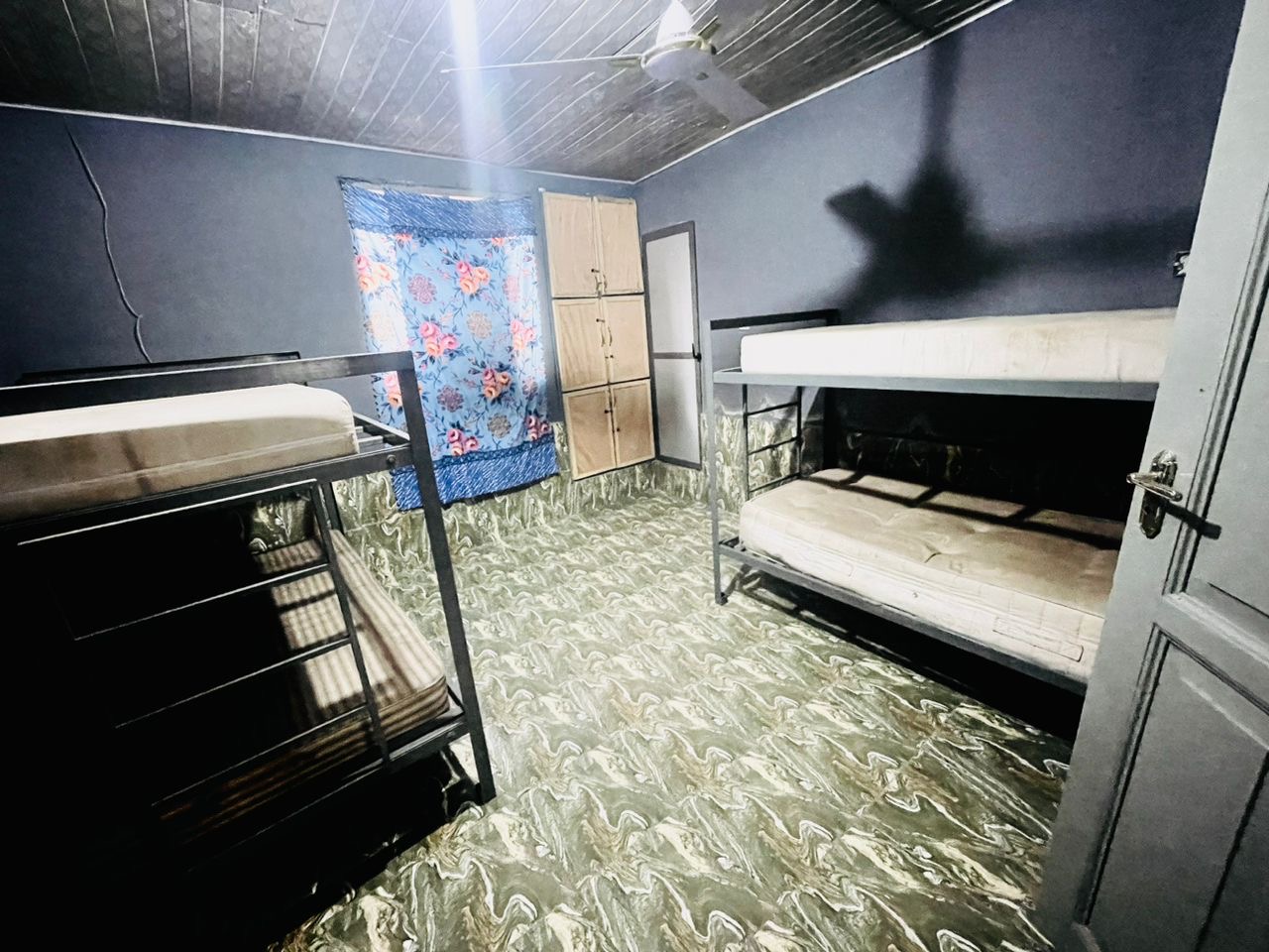 Naji Hostel