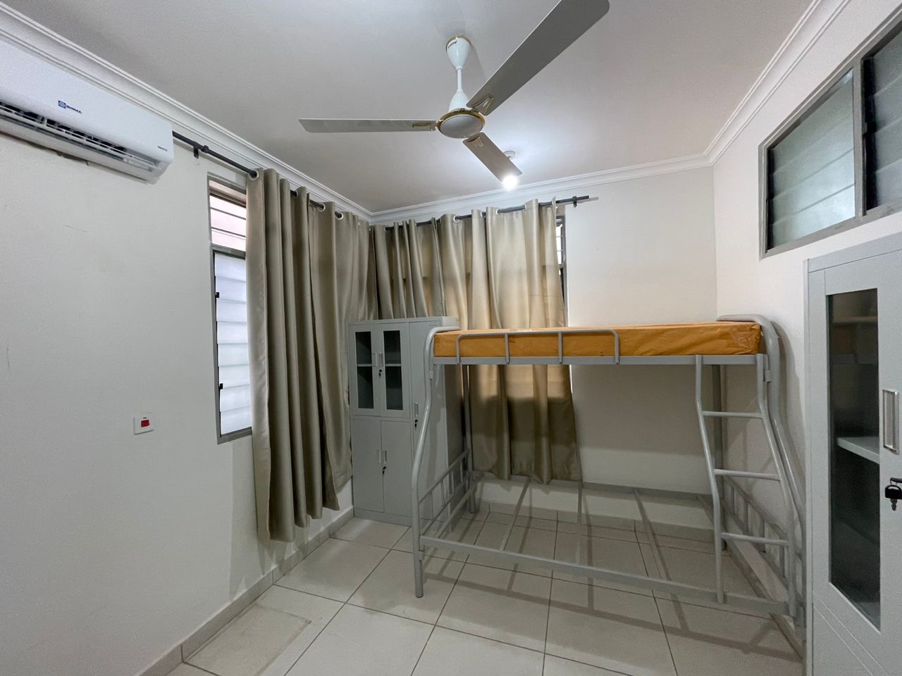 Elim hostel