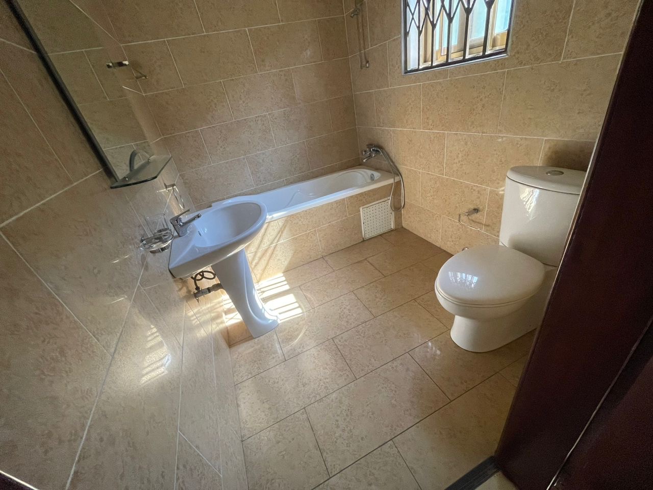 FOUR BEDROOM AT EAST LEGON