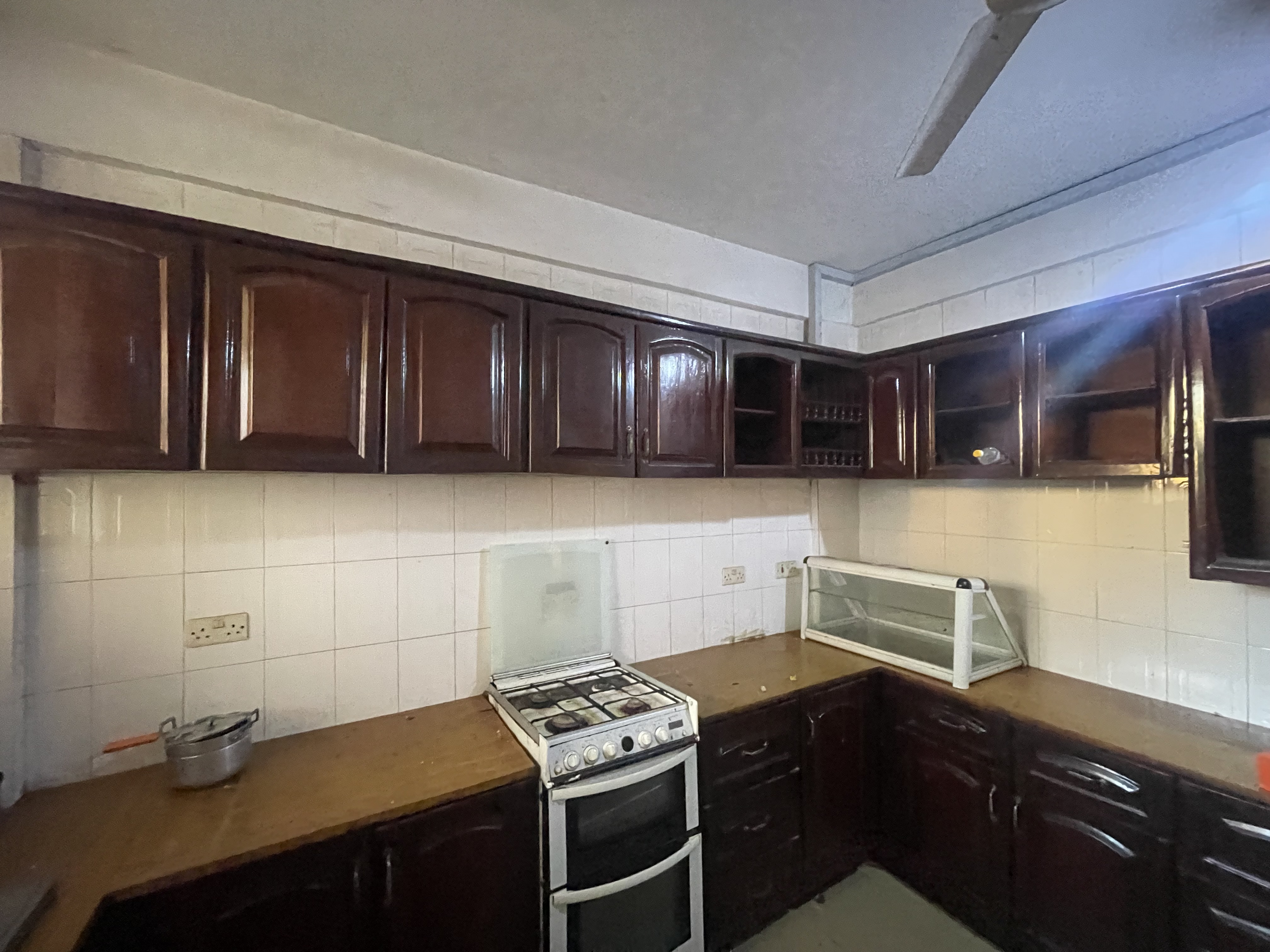 MK HOSTEL