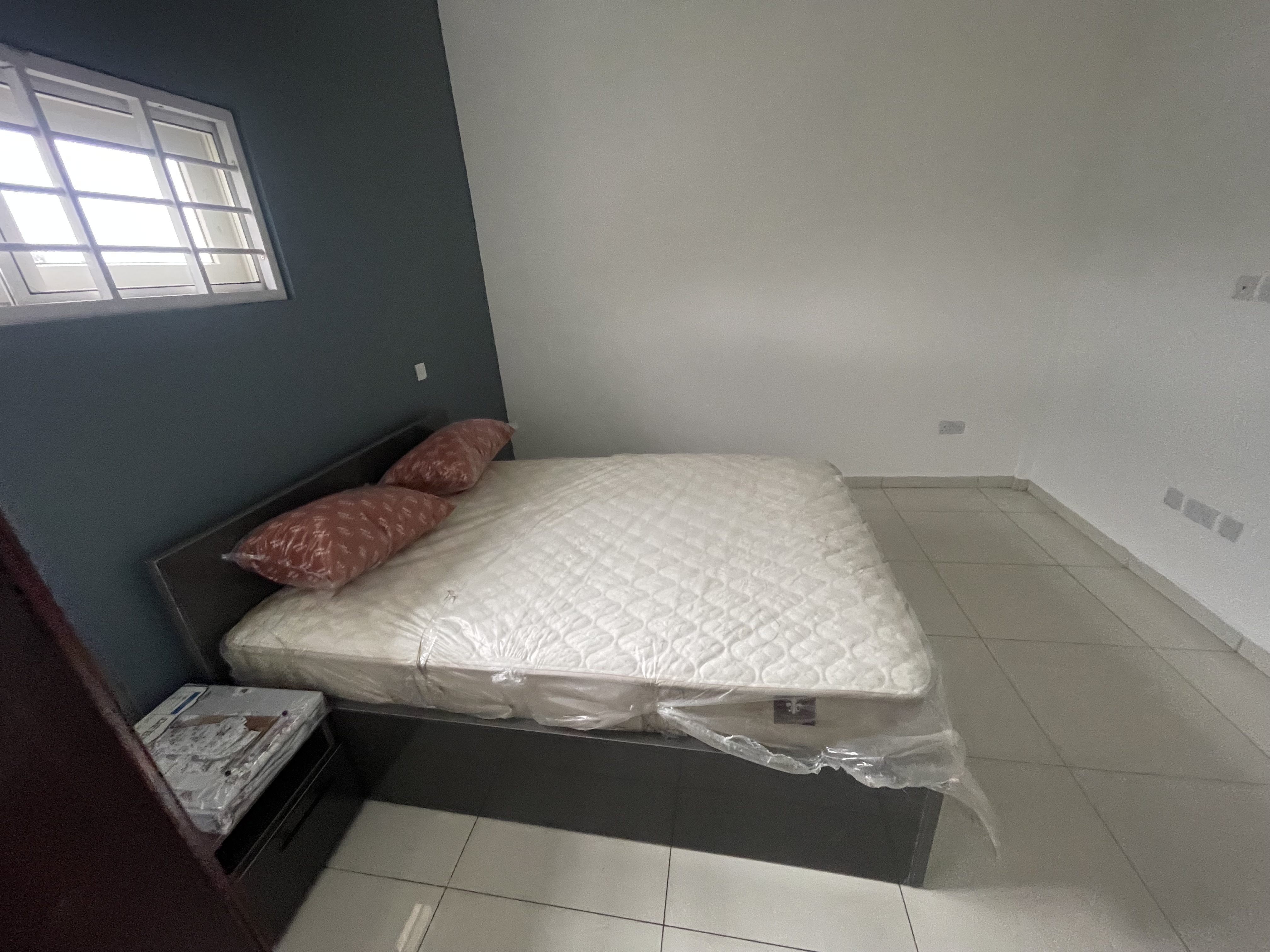Serene Suburb: Spacious 4-Bedroom Home in East Legon ( fully furnished)