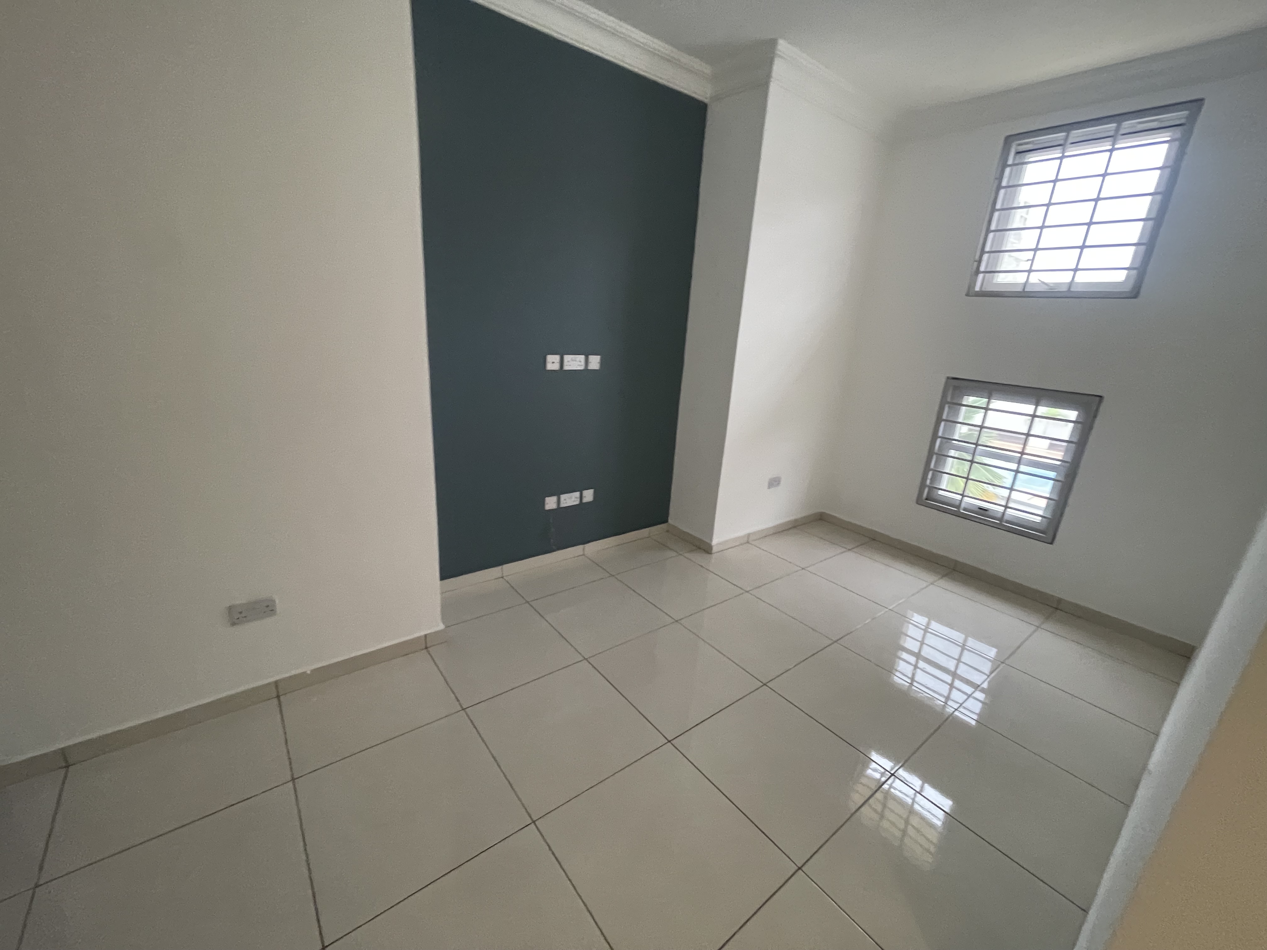 Serene Suburb: Spacious 4-Bedroom Home in East Legon ( fully furnished)