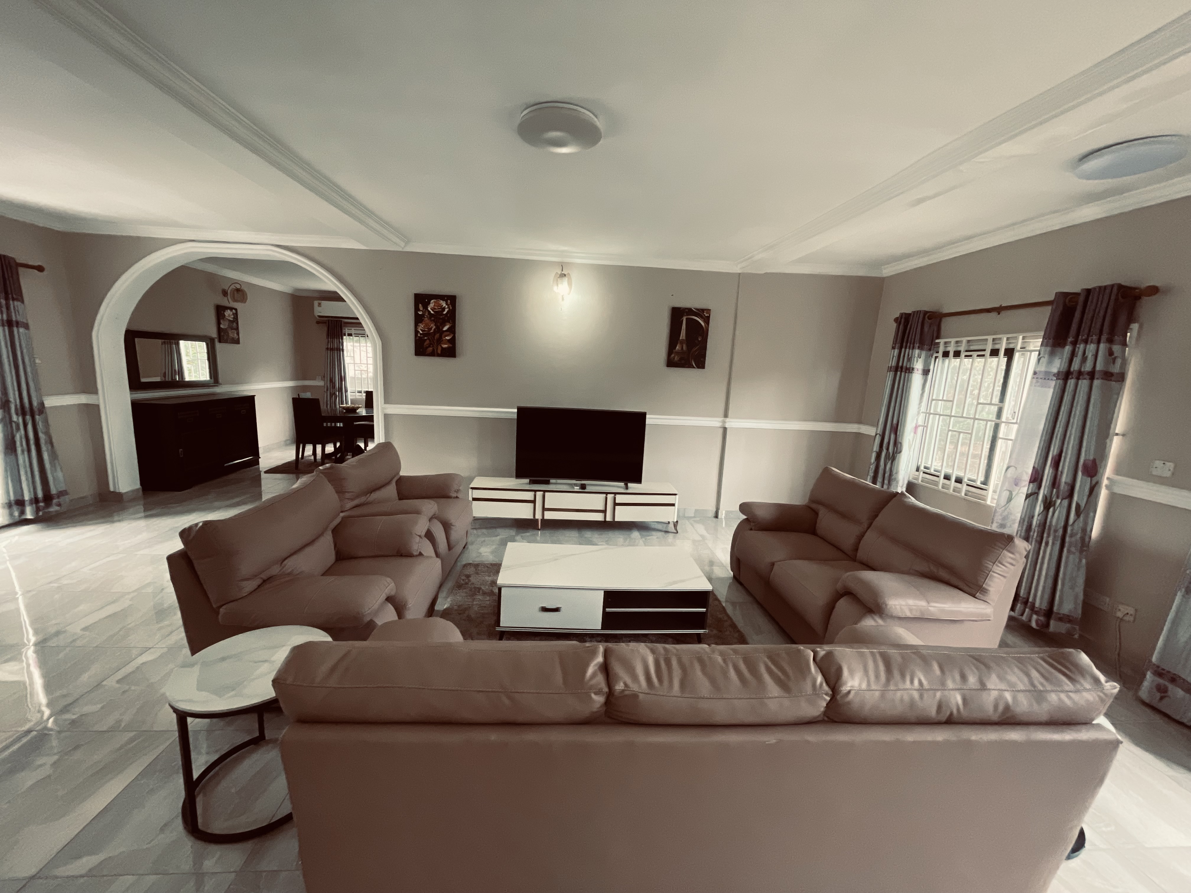 ROYALS PARK APARTMENT ( Three Bedrooms)